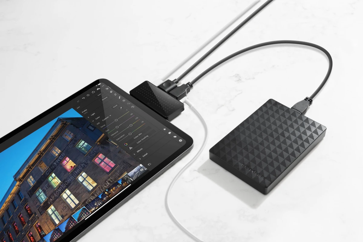 Twelve South StayGo mini USB-C Hub