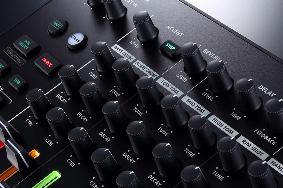 Roland TR-8S Drum Machine