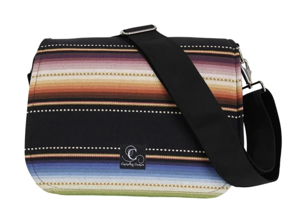 Capturing Couture Navajo Kameratasche