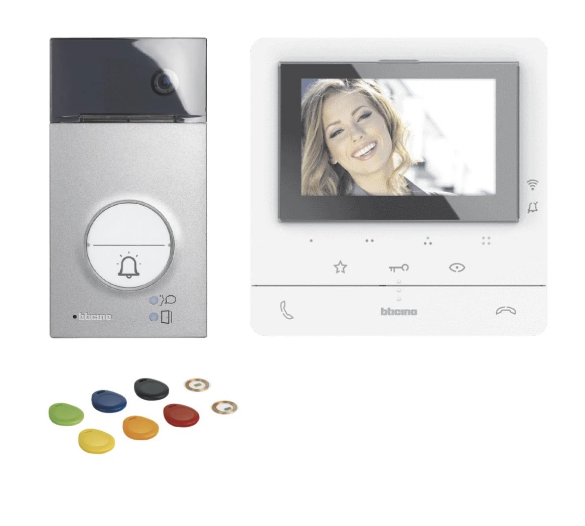 Bticino Classe 100 X16E & Linea 3000