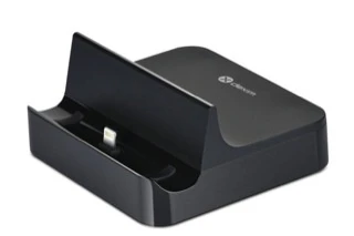 Dexim Ladegerät mit Standfunktion